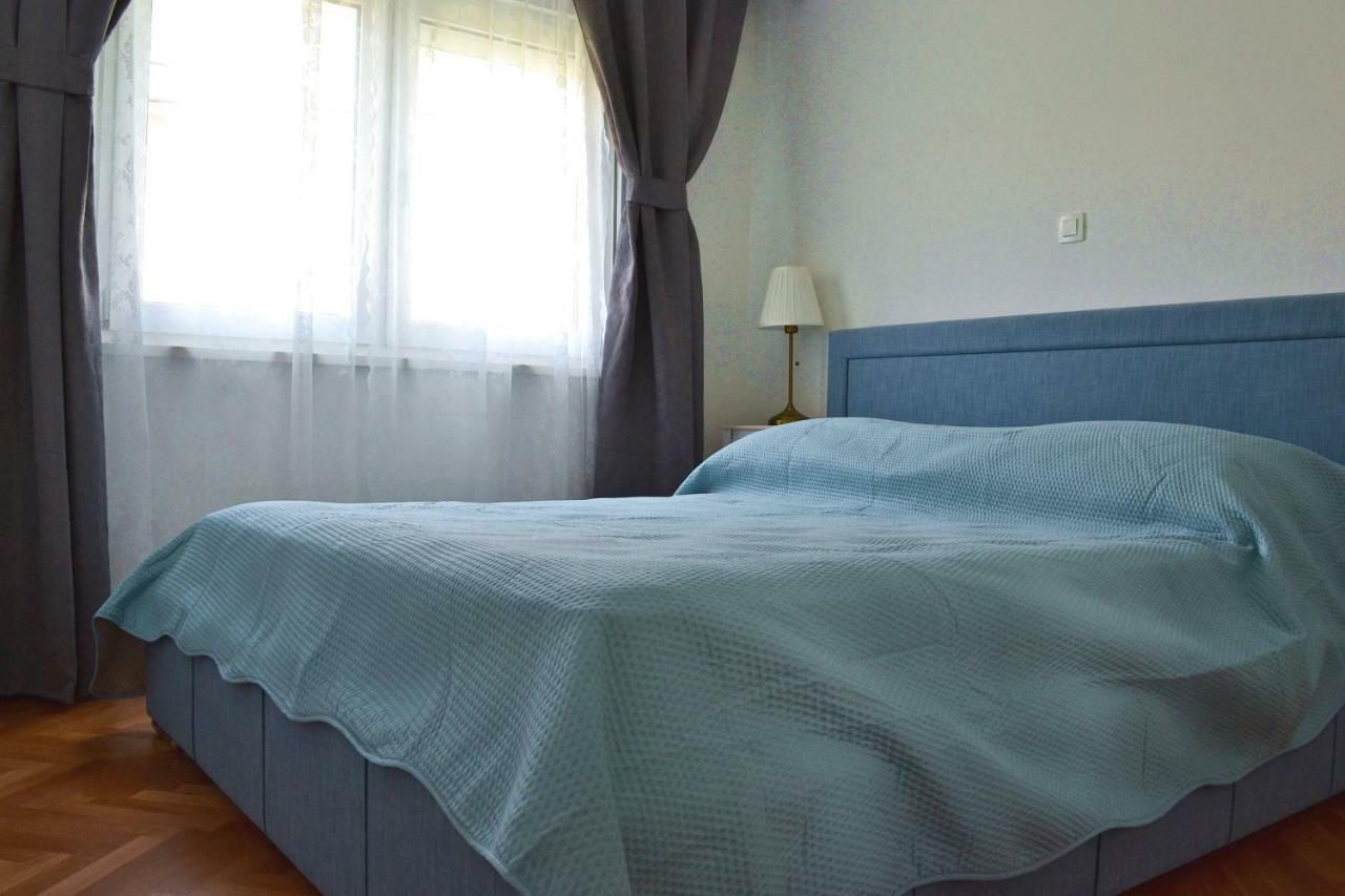 Apartment Anna Split With Parking Dış mekan fotoğraf